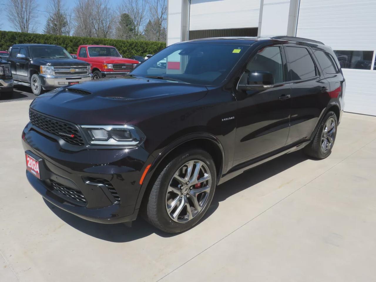 2024 Dodge Durango R/T | Clean Title No Accidents | AWD | Upgraded Tow and Brake Package | 6 Pasenger |Leather | Sunroof | NAV | Photo