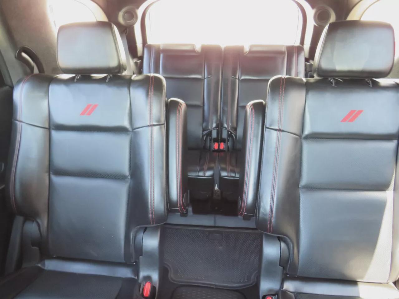 2024 Dodge Durango R/T | Clean Title No Accidents | AWD | Upgraded Tow and Brake Package | 6 Pasenger |Leather | Sunroof | NAV | Photo