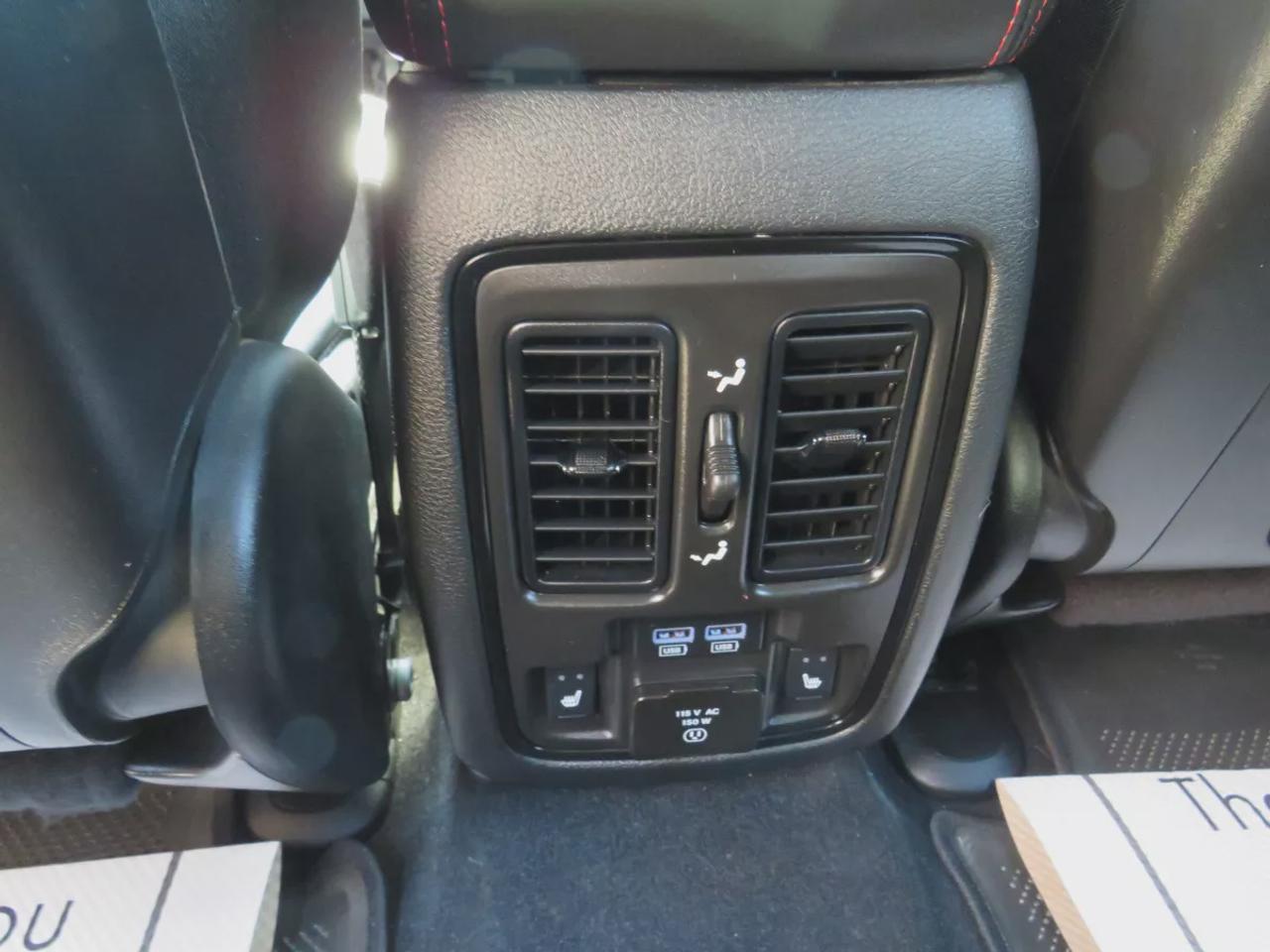 2024 Dodge Durango R/T | Clean Title No Accidents | AWD | Upgraded Tow and Brake Package | 6 Pasenger |Leather | Sunroof | NAV | Photo