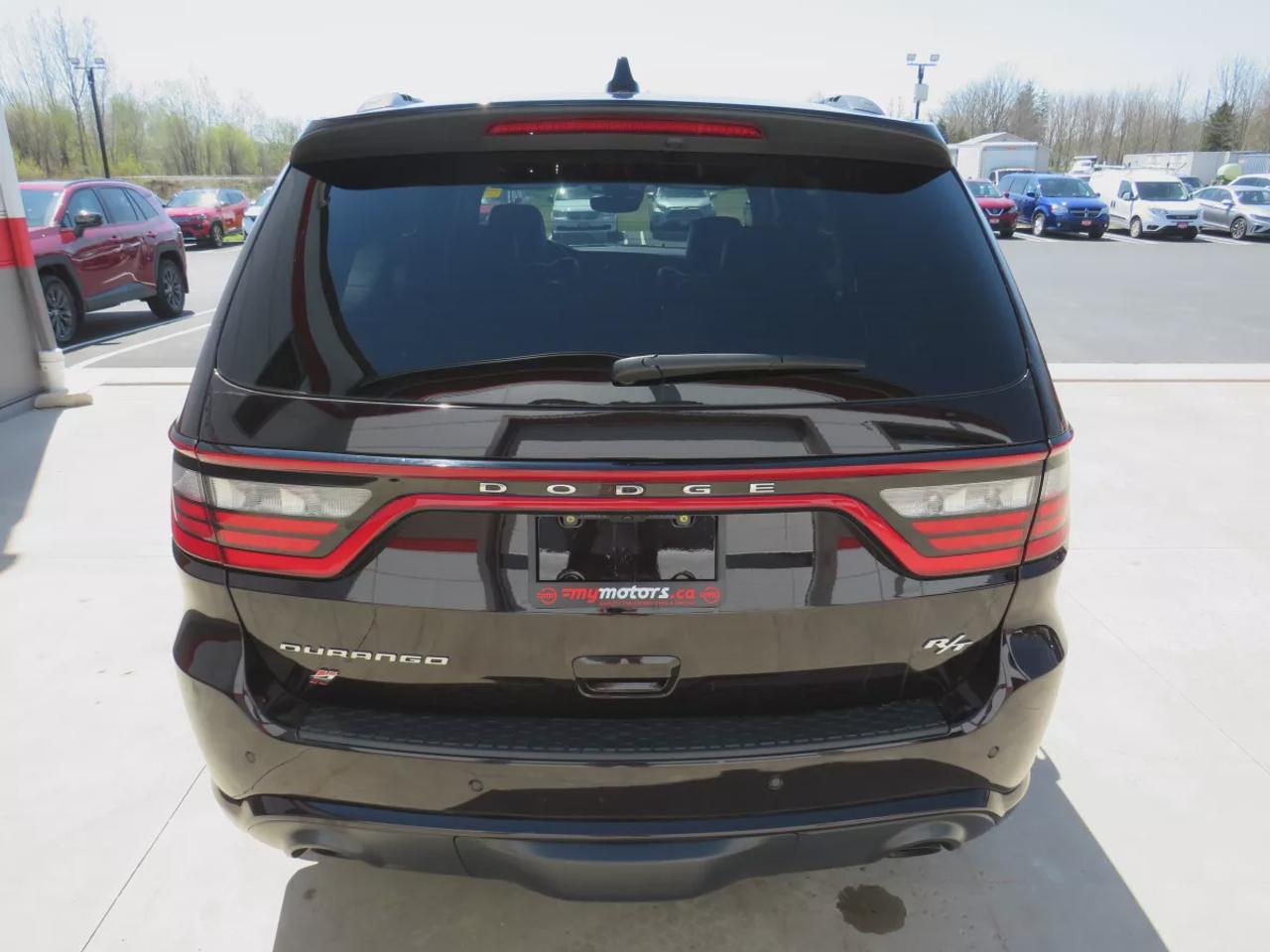 2024 Dodge Durango R/T | Clean Title No Accidents | AWD | Upgraded Tow and Brake Package | 6 Pasenger |Leather | Sunroof | NAV | Photo