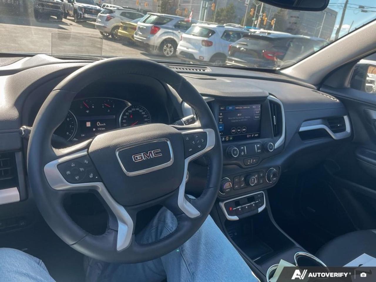 2022 GMC Terrain SLT  SLT, AWD, MOONROOF Photo