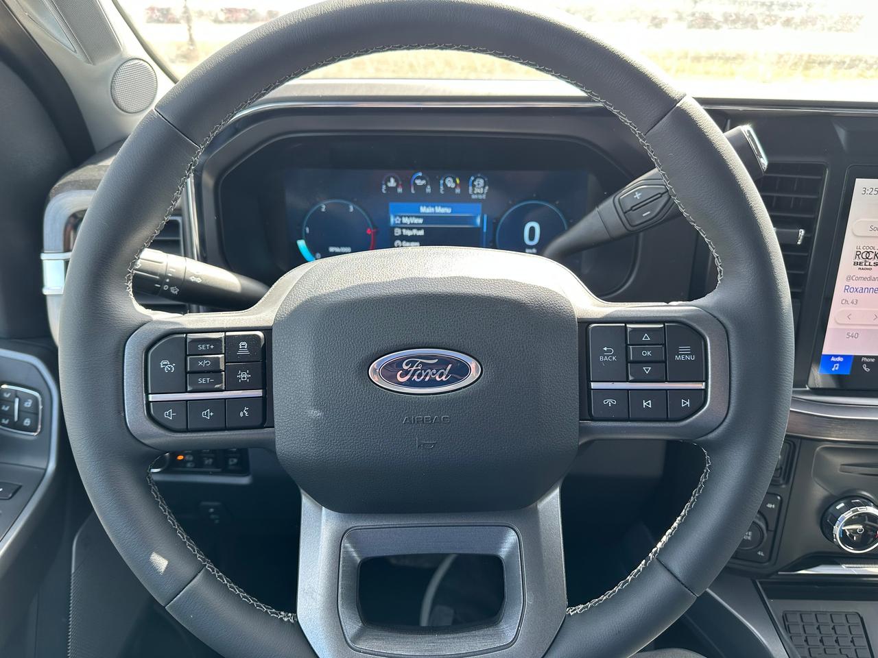 2026 Ford F-250 Super Duty SRW LARIAT 4WD Crew Cab 8' Box 608A Photo