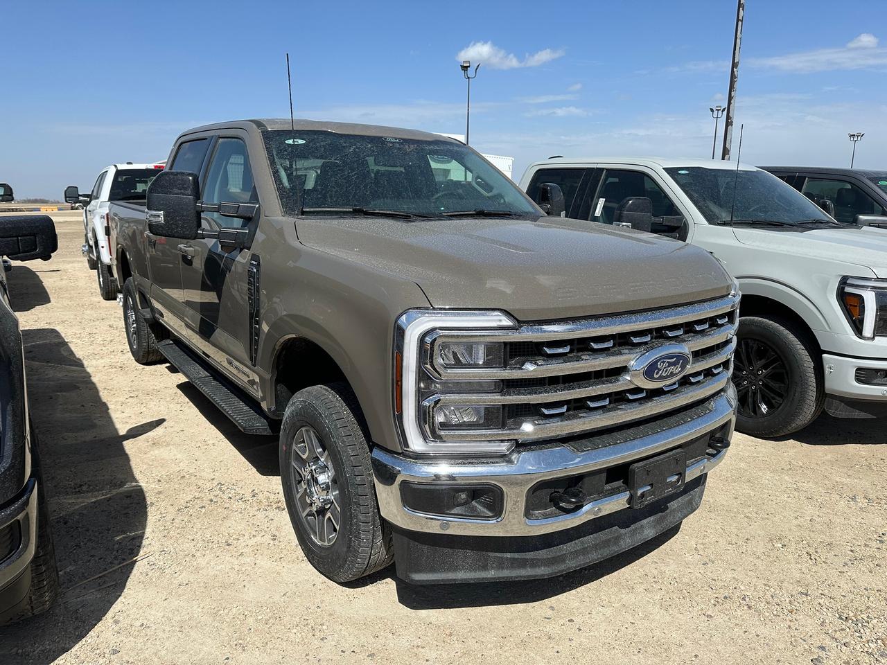 2026 Ford F-250 Super Duty SRW LARIAT 4WD Crew Cab 8' Box 608A Photo2