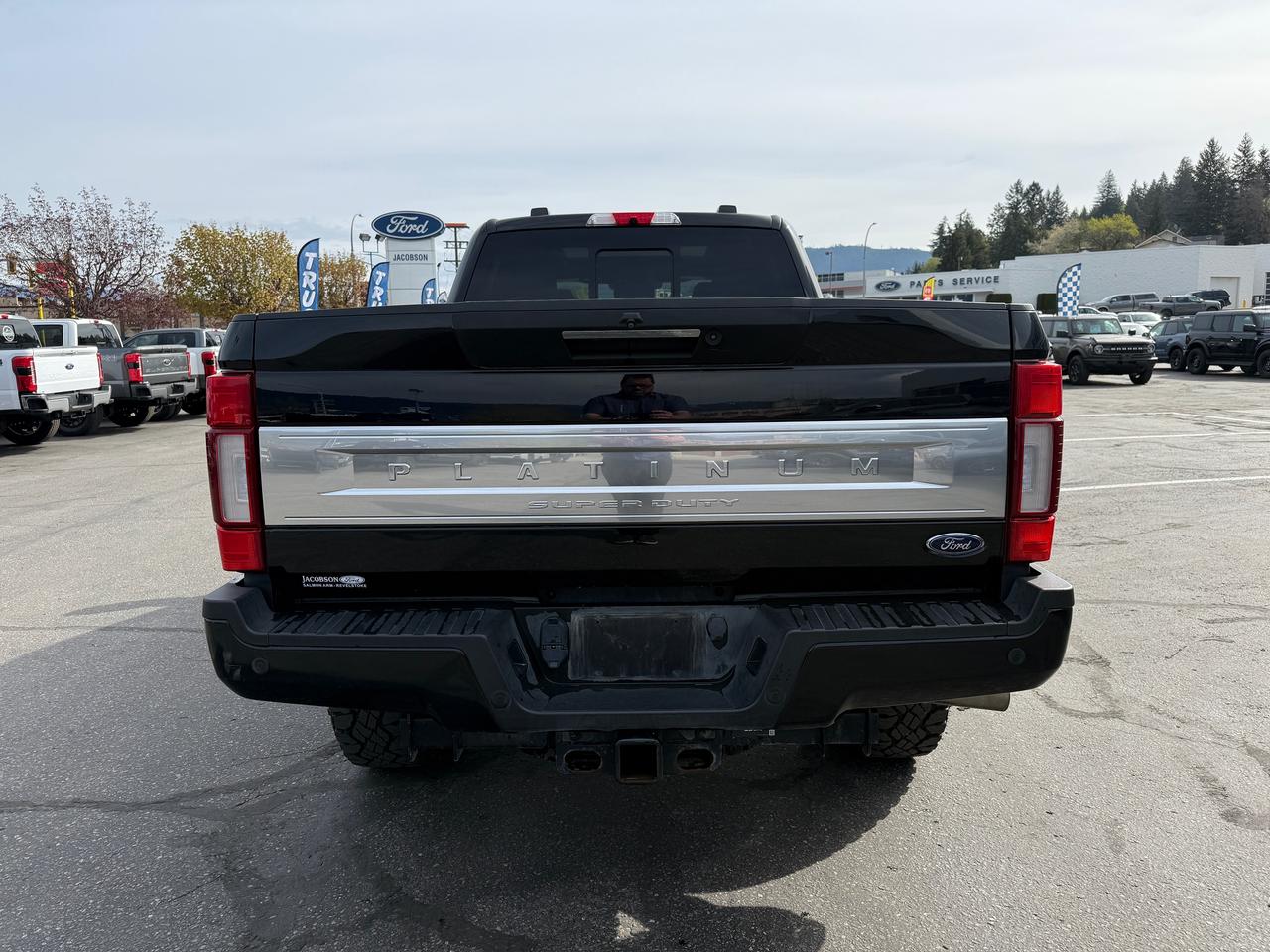 2021 Ford F-350 Super Duty SRW Platinum Photo3