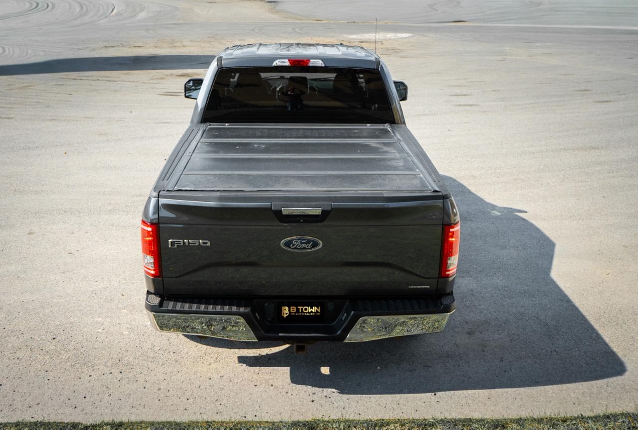 2015 Ford F-150 XLT Photo