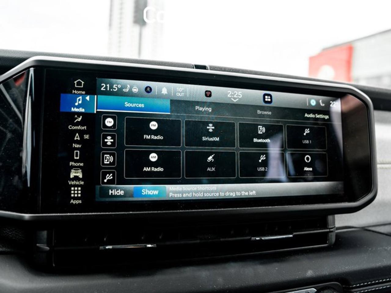 2024 Jeep Wrangler Sahara Skyroof Technology Group Safety Group 12.3 Screen Photo