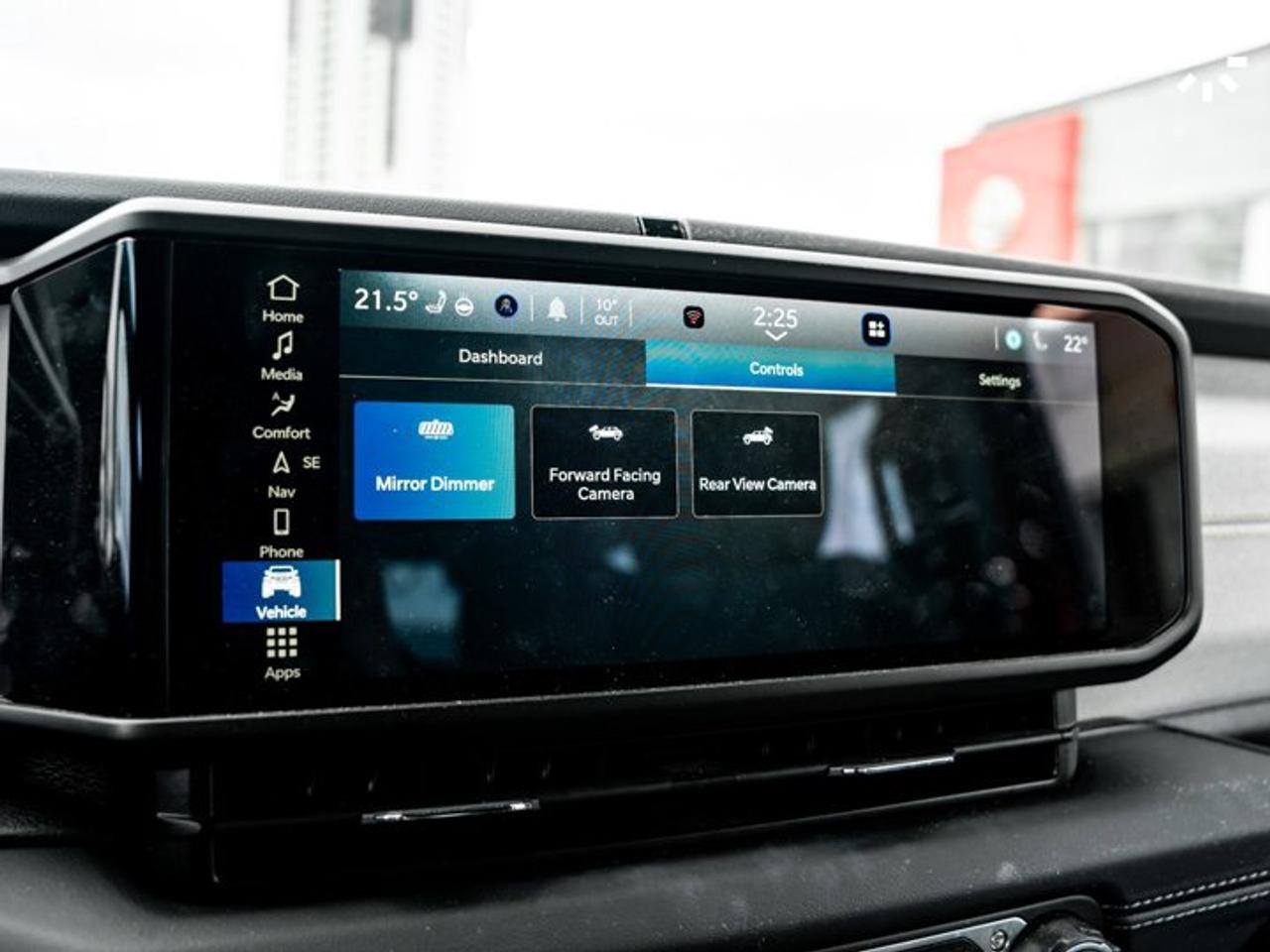 2024 Jeep Wrangler Sahara Skyroof Technology Group Safety Group 12.3 Screen Photo