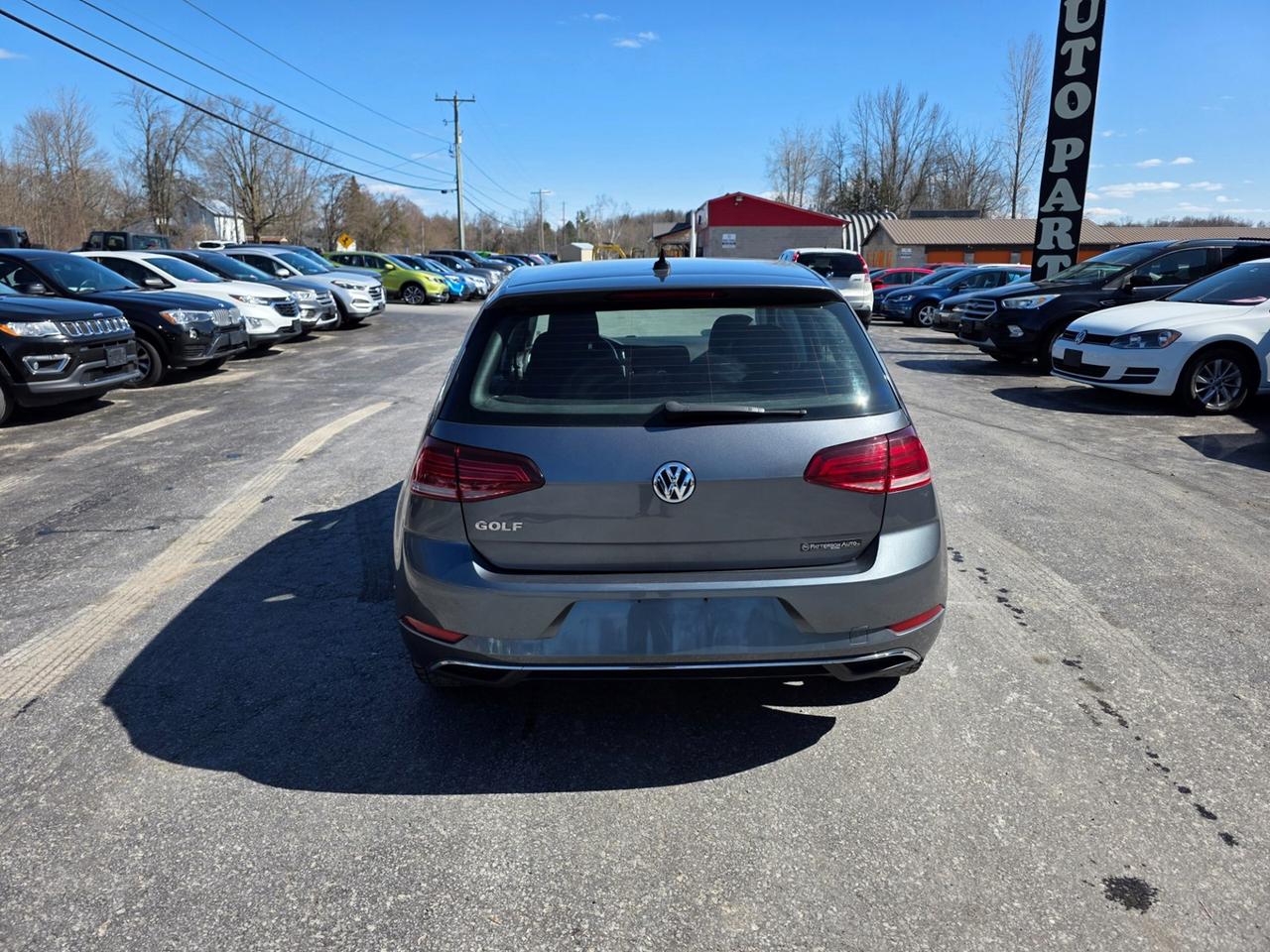2021 Volkswagen Golf COMFORTLINE Photo