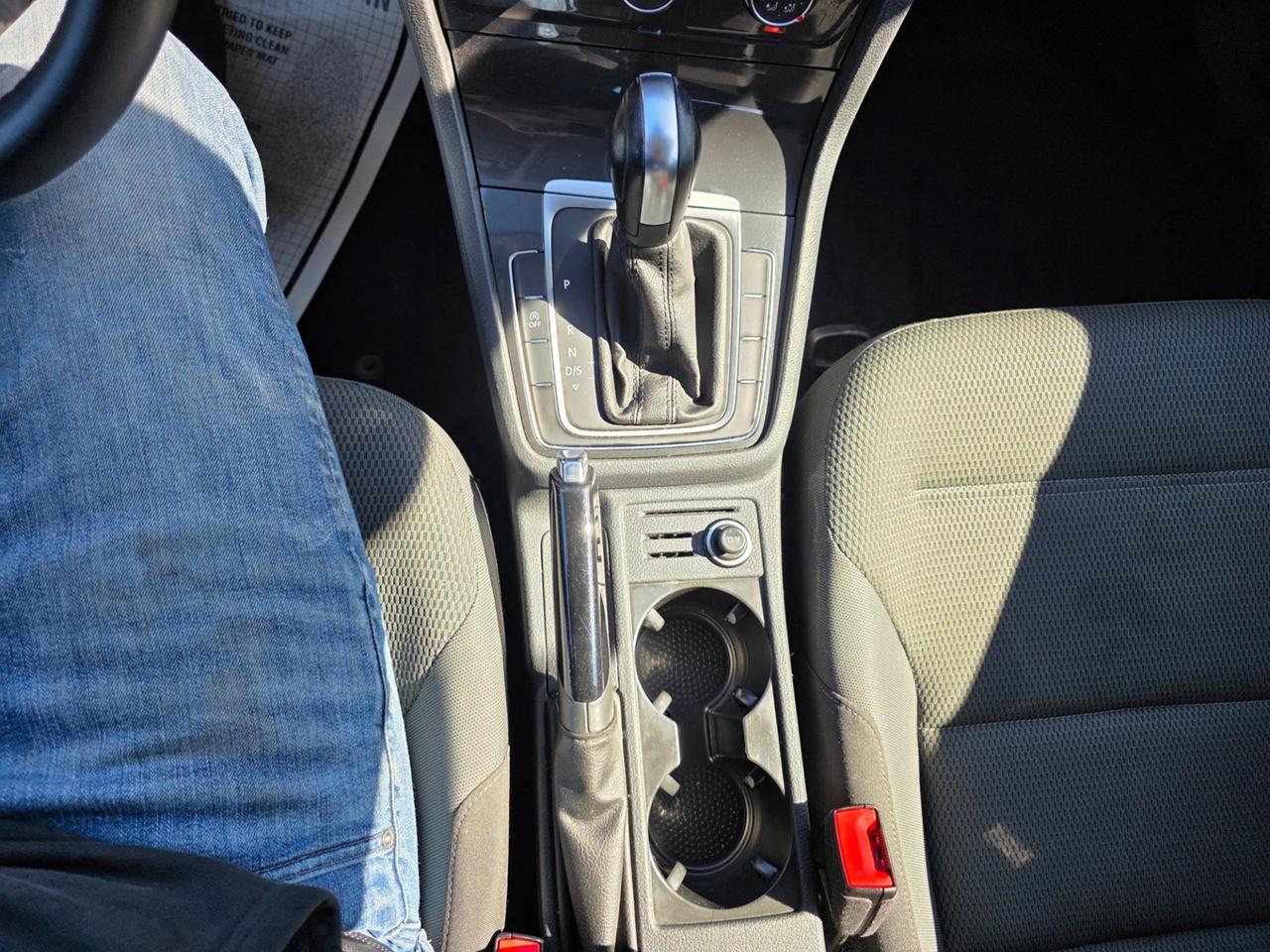 2021 Volkswagen Golf COMFORTLINE Photo