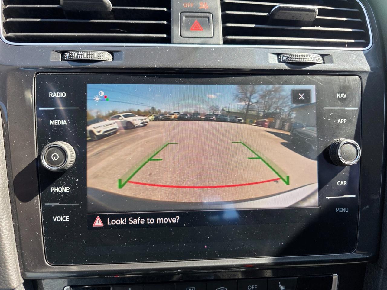 2021 Volkswagen Golf COMFORTLINE Photo