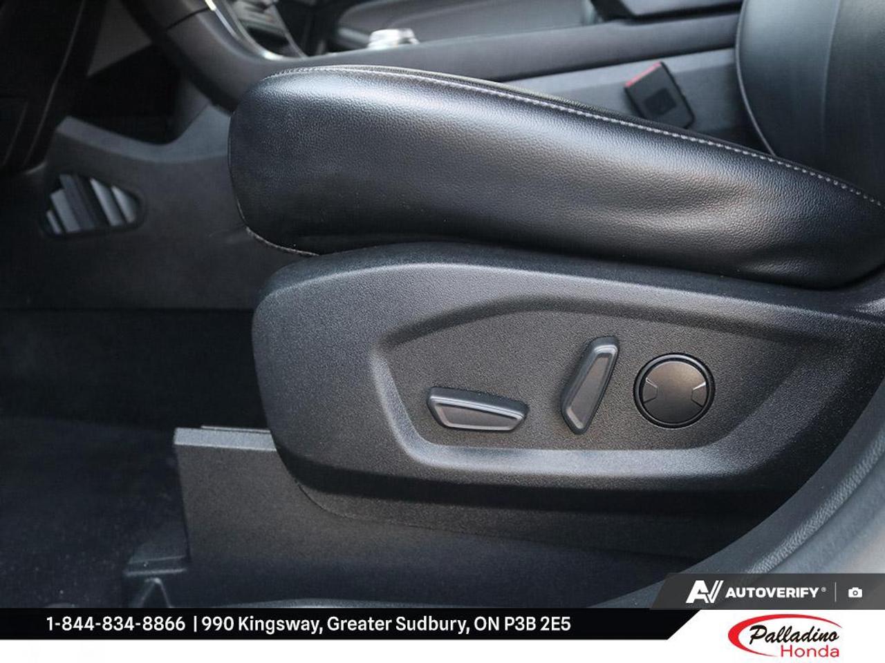 2021 Ford Edge Titanium Photo