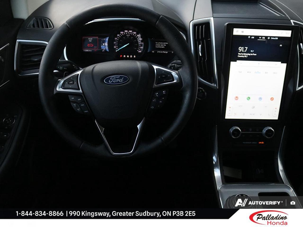 2021 Ford Edge Titanium Photo
