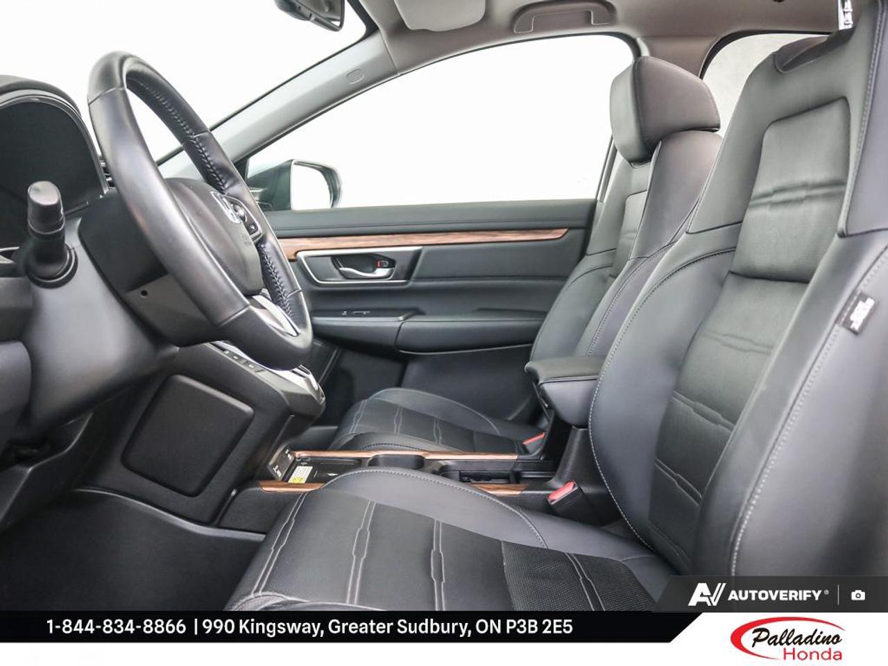 2022 Honda CR-V Touring Photo