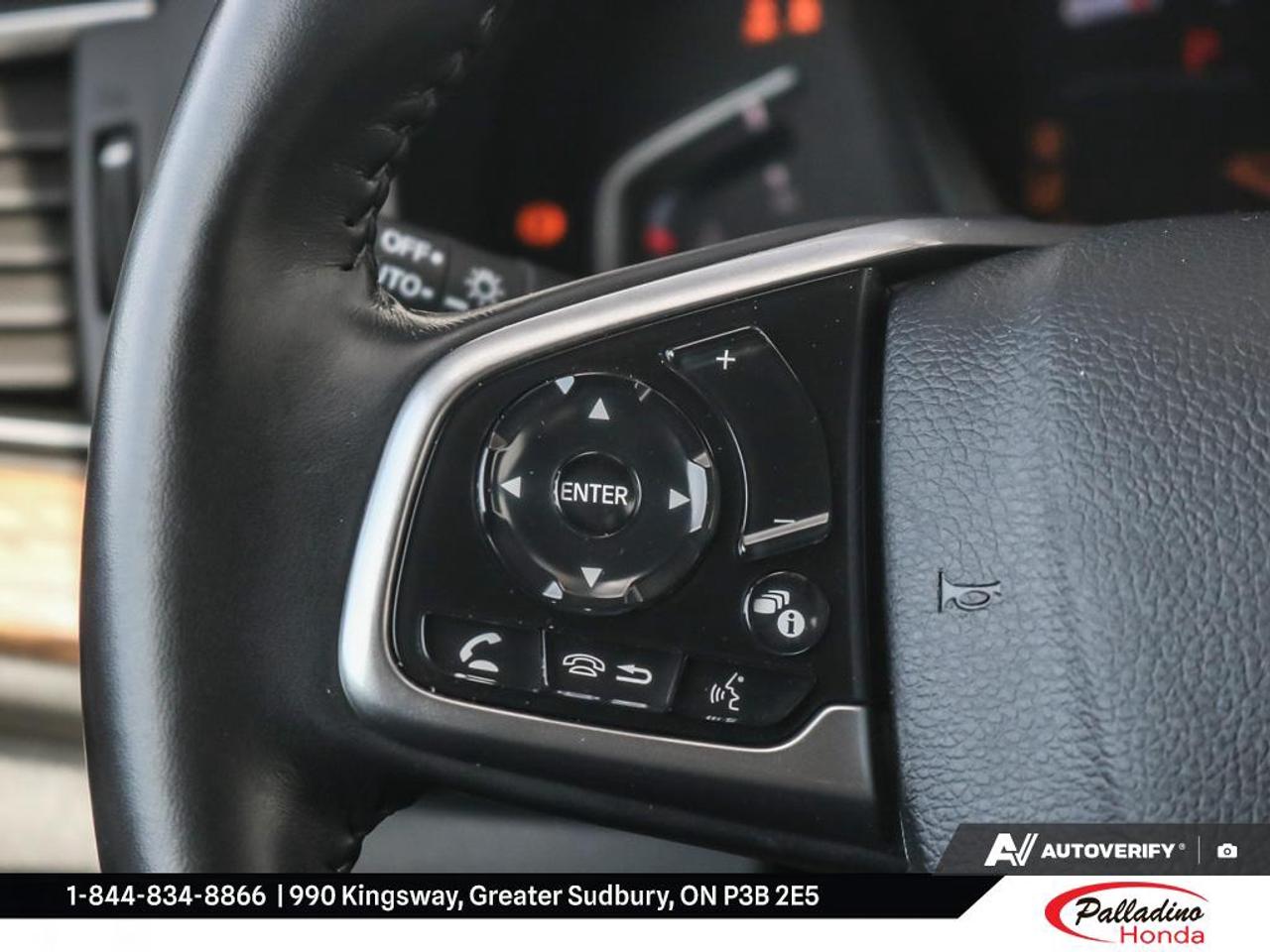 2022 Honda CR-V Touring Photo