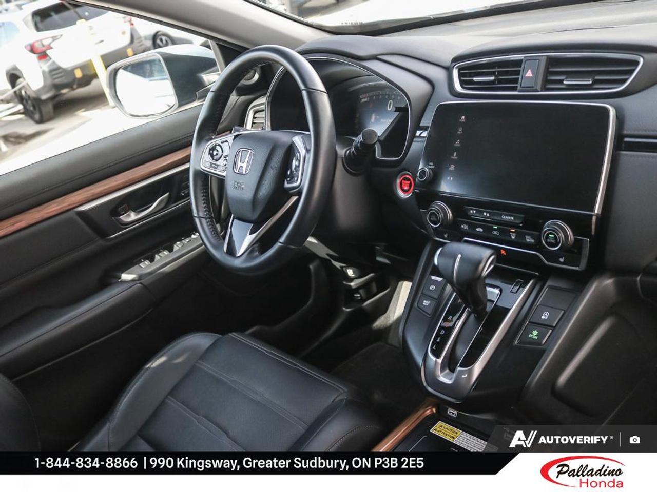 2022 Honda CR-V Touring Photo
