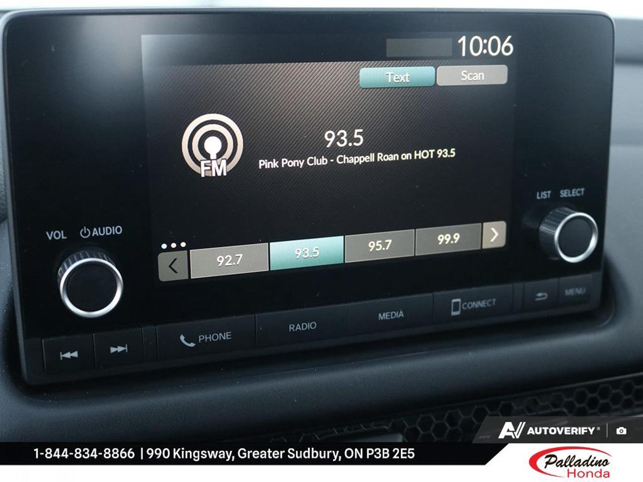 2025 Honda HR-V LX Photo