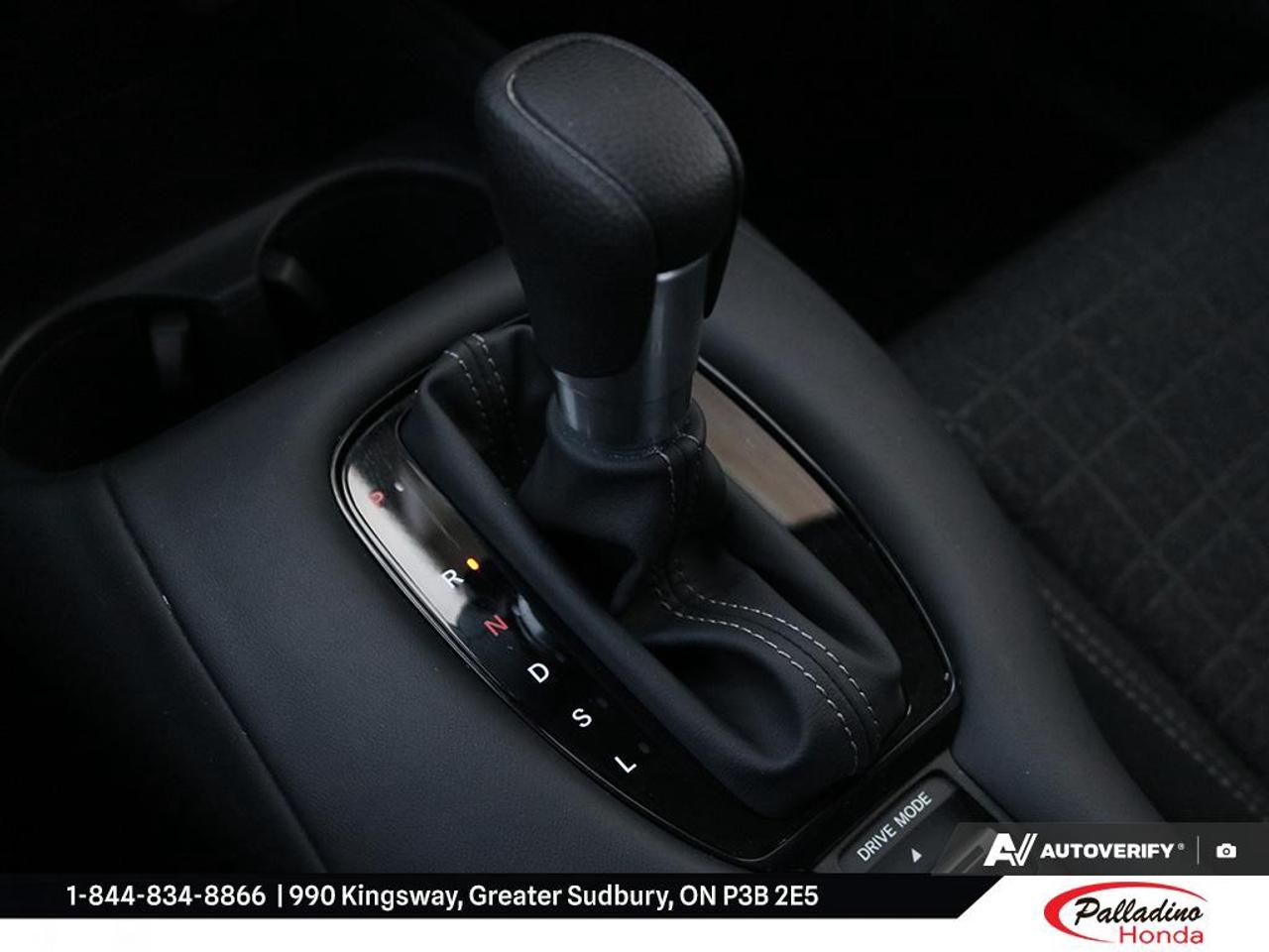 2025 Honda HR-V LX Photo