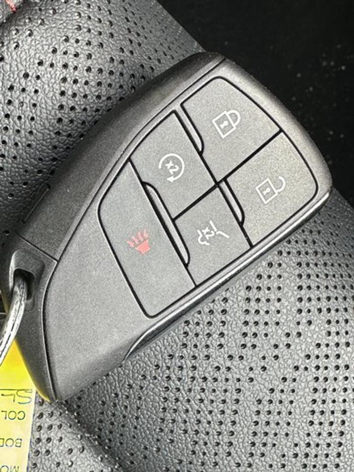 13952526