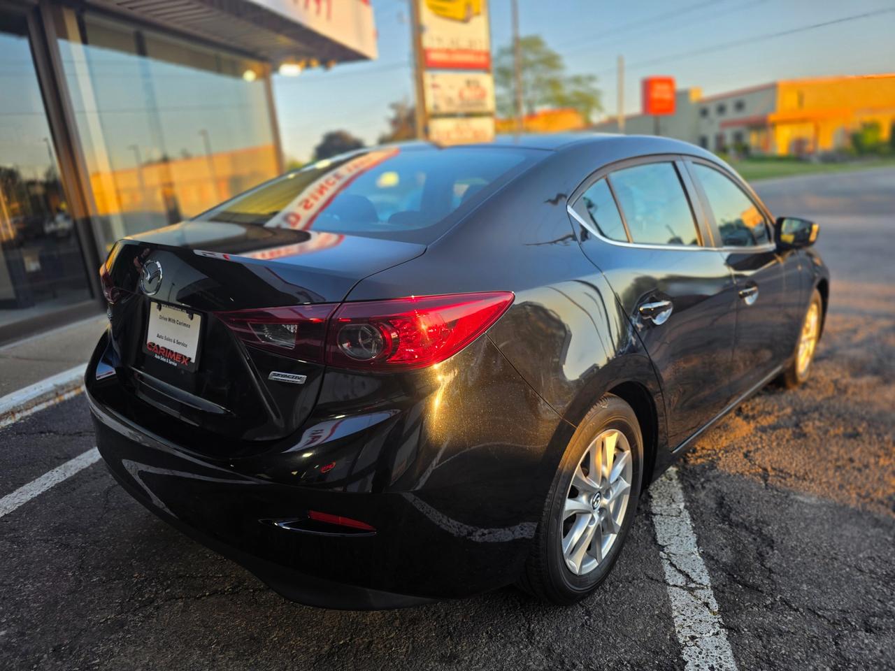 2016 Mazda MAZDA3 GS NEW ARRIVAL | PLEASE CALL AHEAD Photo