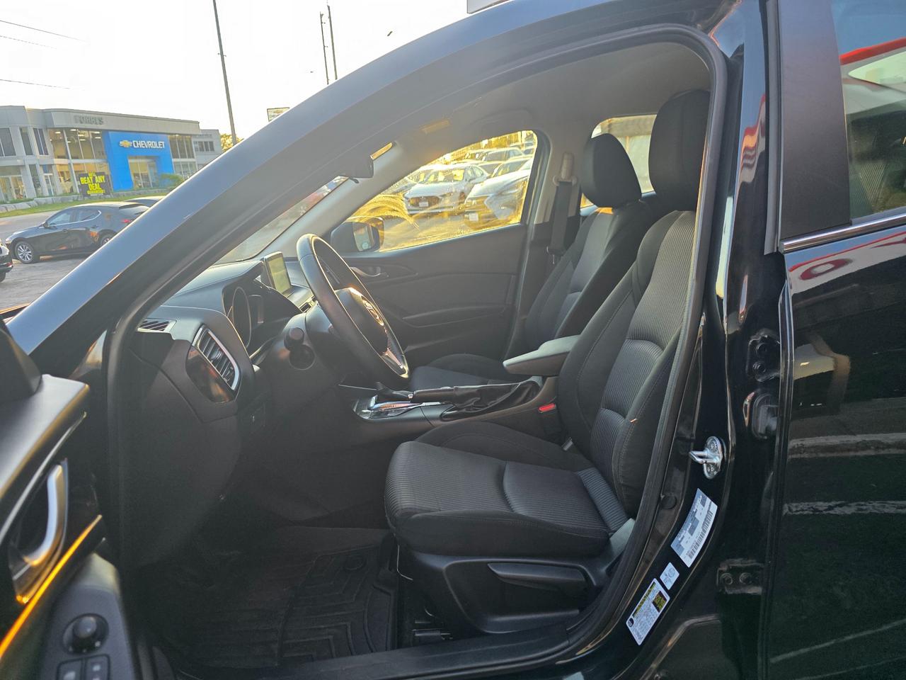 2016 Mazda MAZDA3 GS NEW ARRIVAL | PLEASE CALL AHEAD Photo