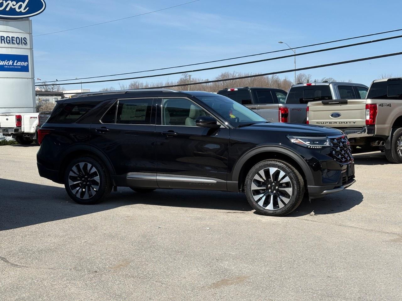 2026 Ford Explorer Platinum 4WD Photo