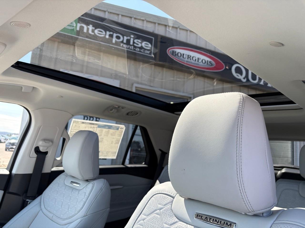 2026 Ford Explorer Platinum 4WD Photo