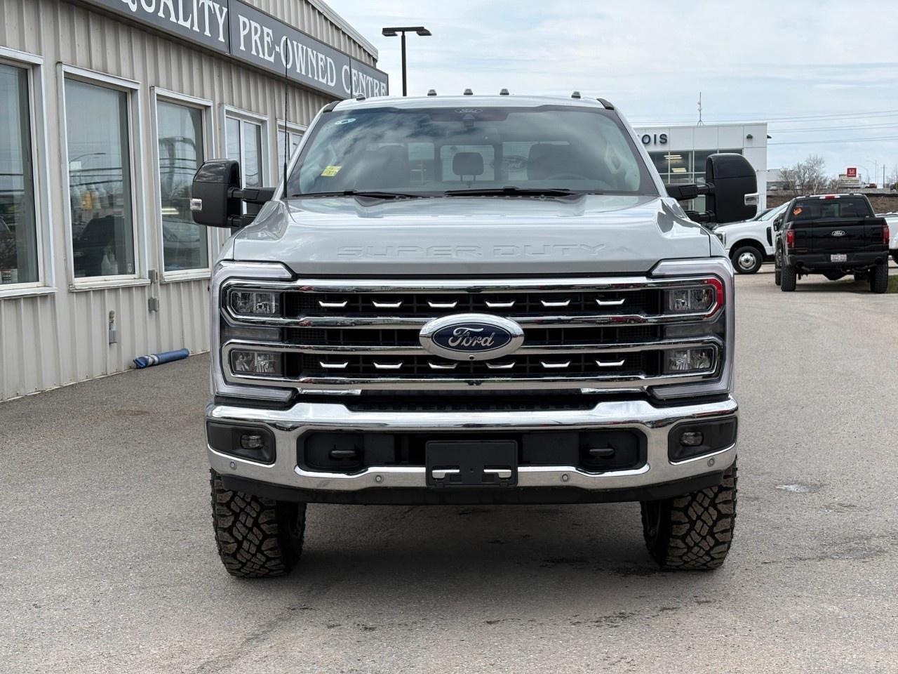 2026 Ford F-250 Super Duty SRW LARIAT 4WD CREW CAB 6.75' BOX Photo2