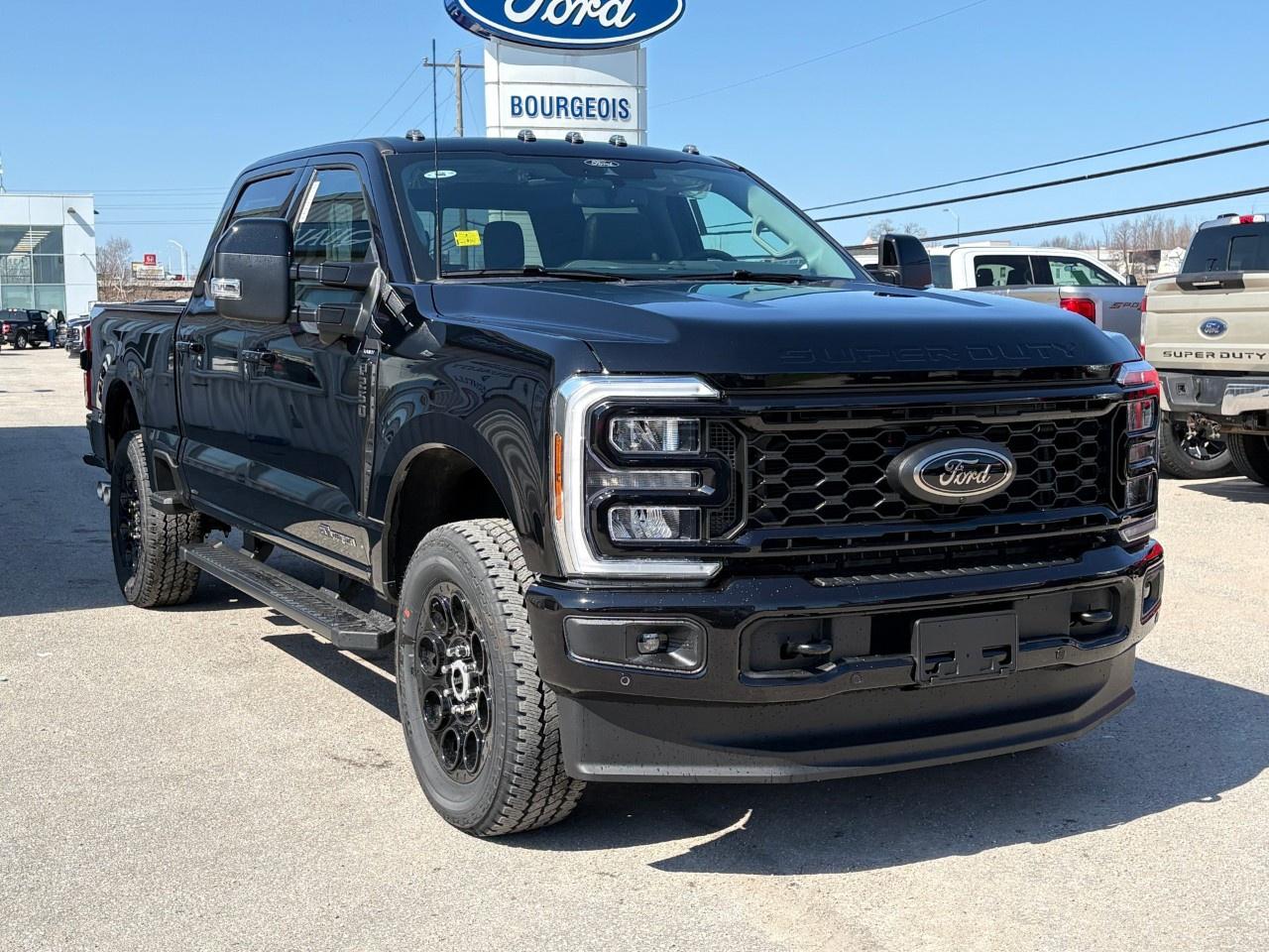 2026 Ford F-250 Super Duty SRW LARIAT 4WD CREW CAB 6.75' BOX Photo3