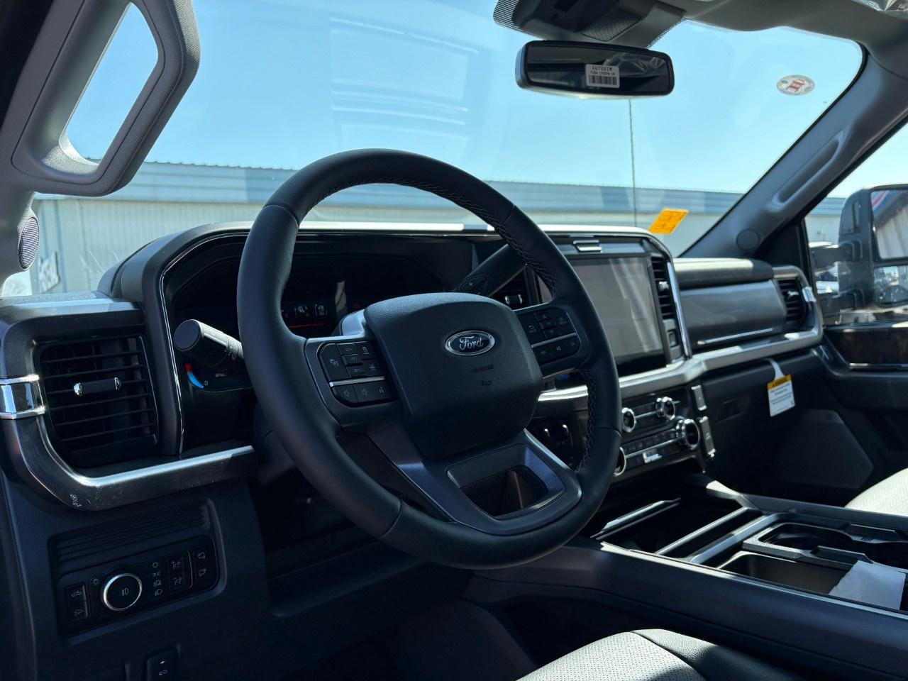 2026 Ford F-250 Super Duty SRW LARIAT 4WD CREW CAB 6.75' BOX Photo