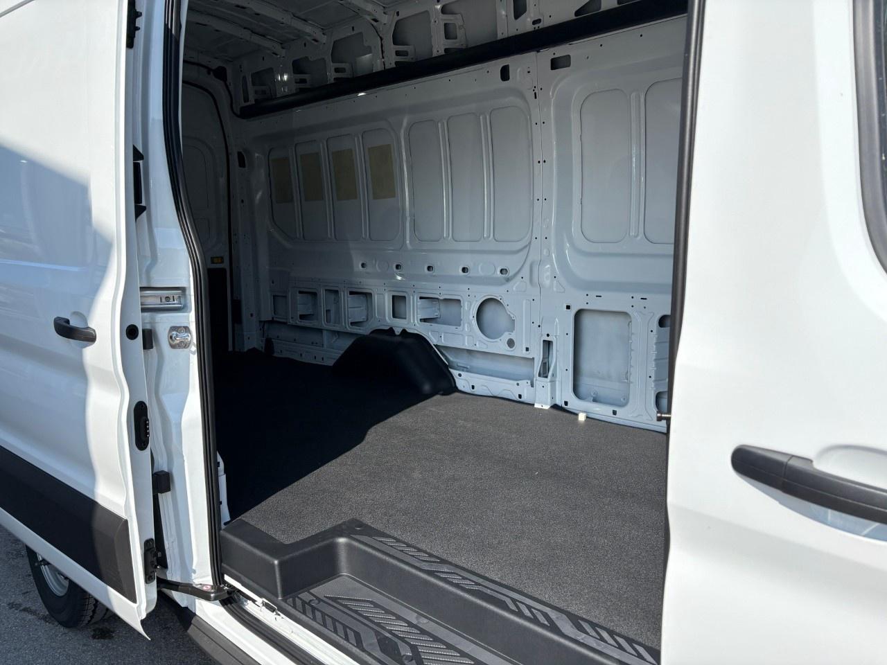 2026 Ford Transit Cargo Van T-350 148" EL HI RF 9500 GVWR AWD Photo