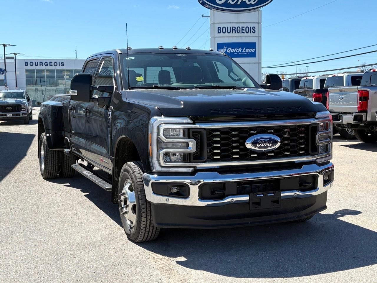2026 Ford F-350 Super Duty DRW LARIAT 4WD CREW CAB 8' BOX Photo