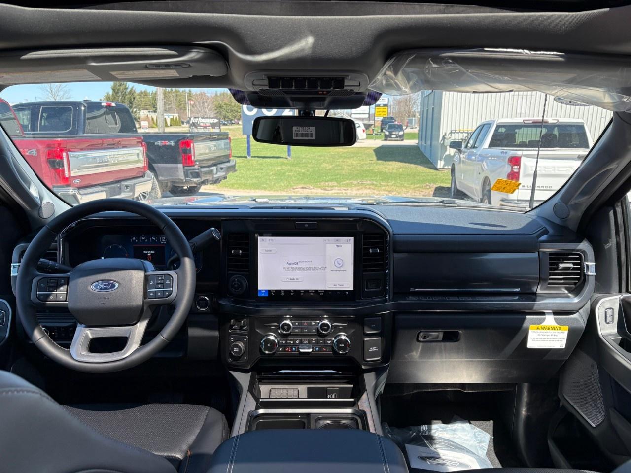 2026 Ford F-350 Super Duty DRW LARIAT 4WD CREW CAB 8' BOX Photo