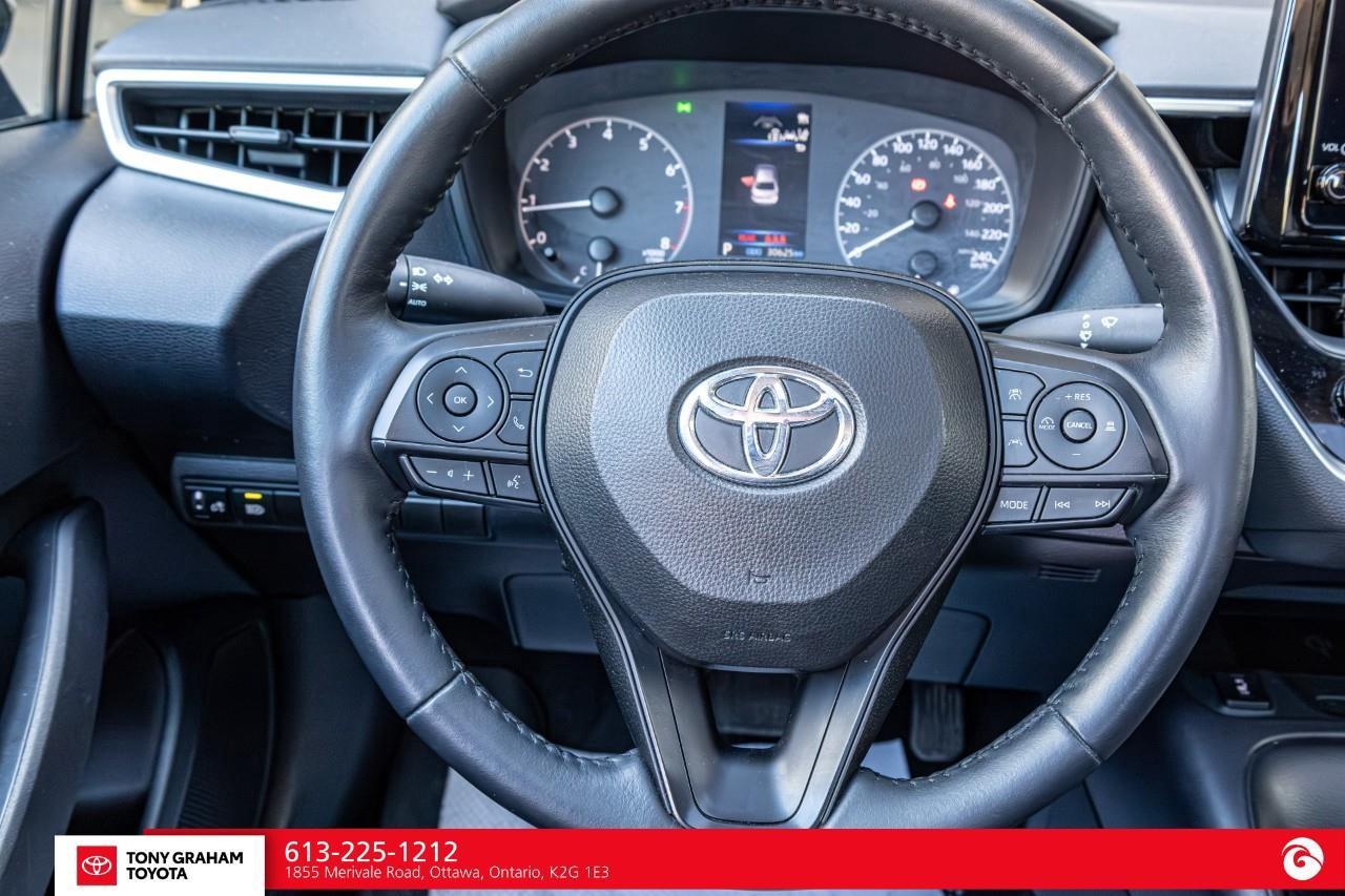2024 Toyota Corolla LE UPGRADE PACKAGE Photo