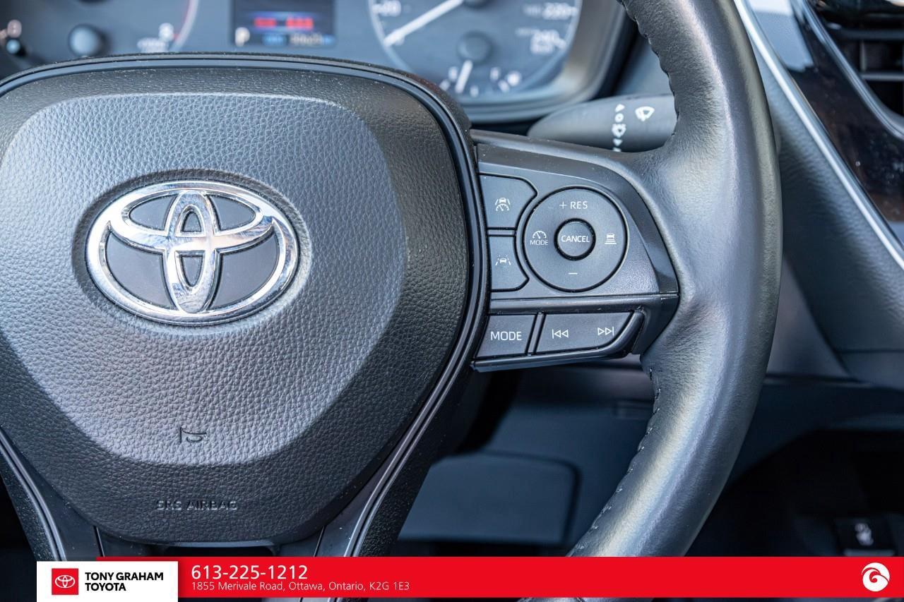 2024 Toyota Corolla LE UPGRADE PACKAGE Photo