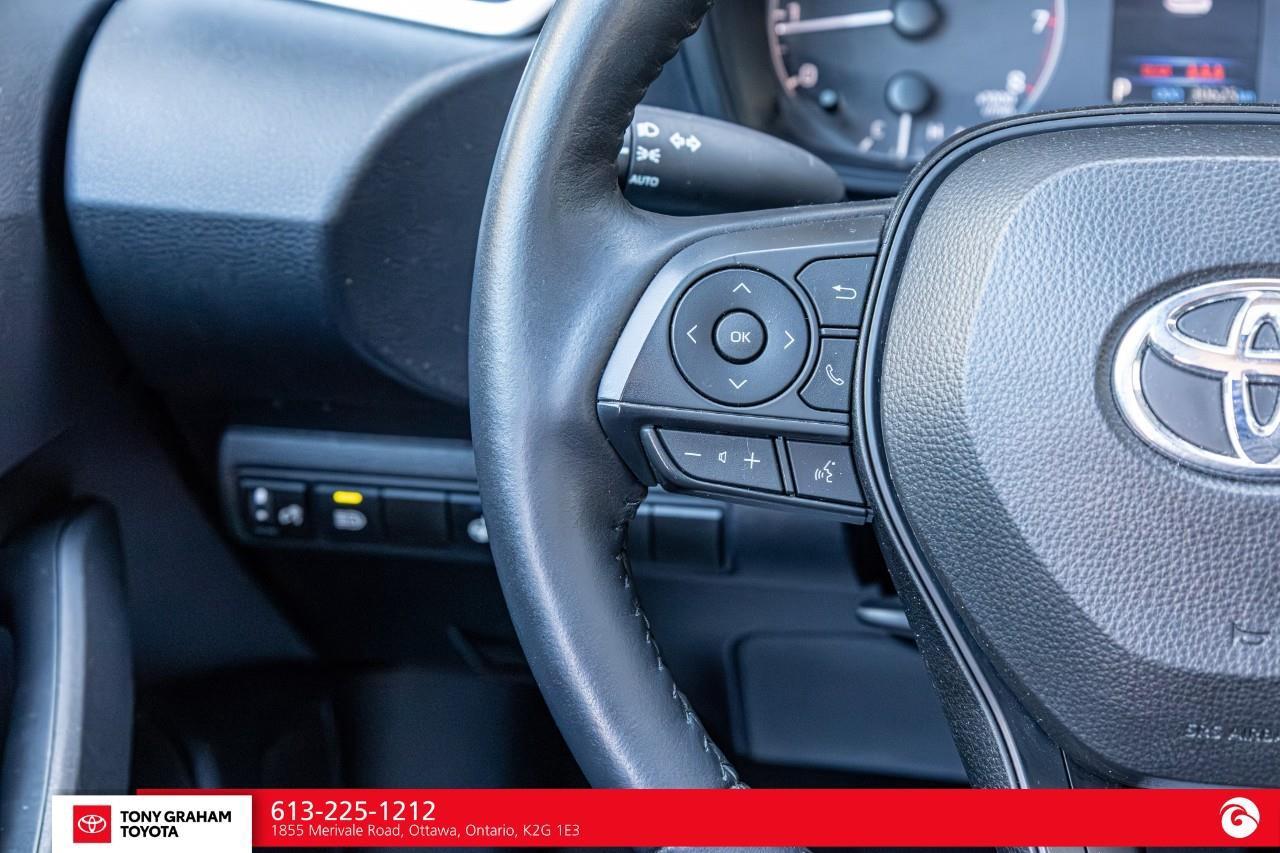 2024 Toyota Corolla LE UPGRADE PACKAGE Photo
