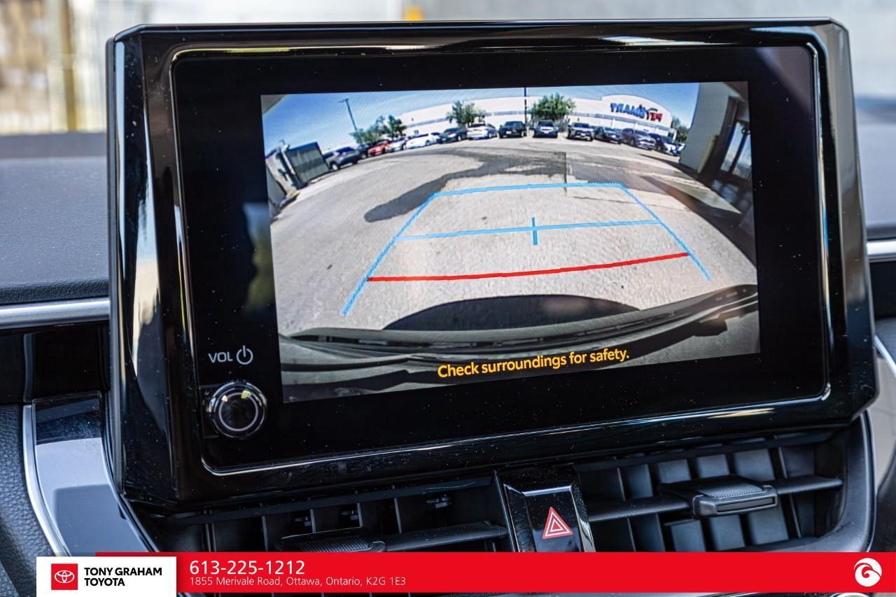 2024 Toyota Corolla LE UPGRADE PACKAGE Photo