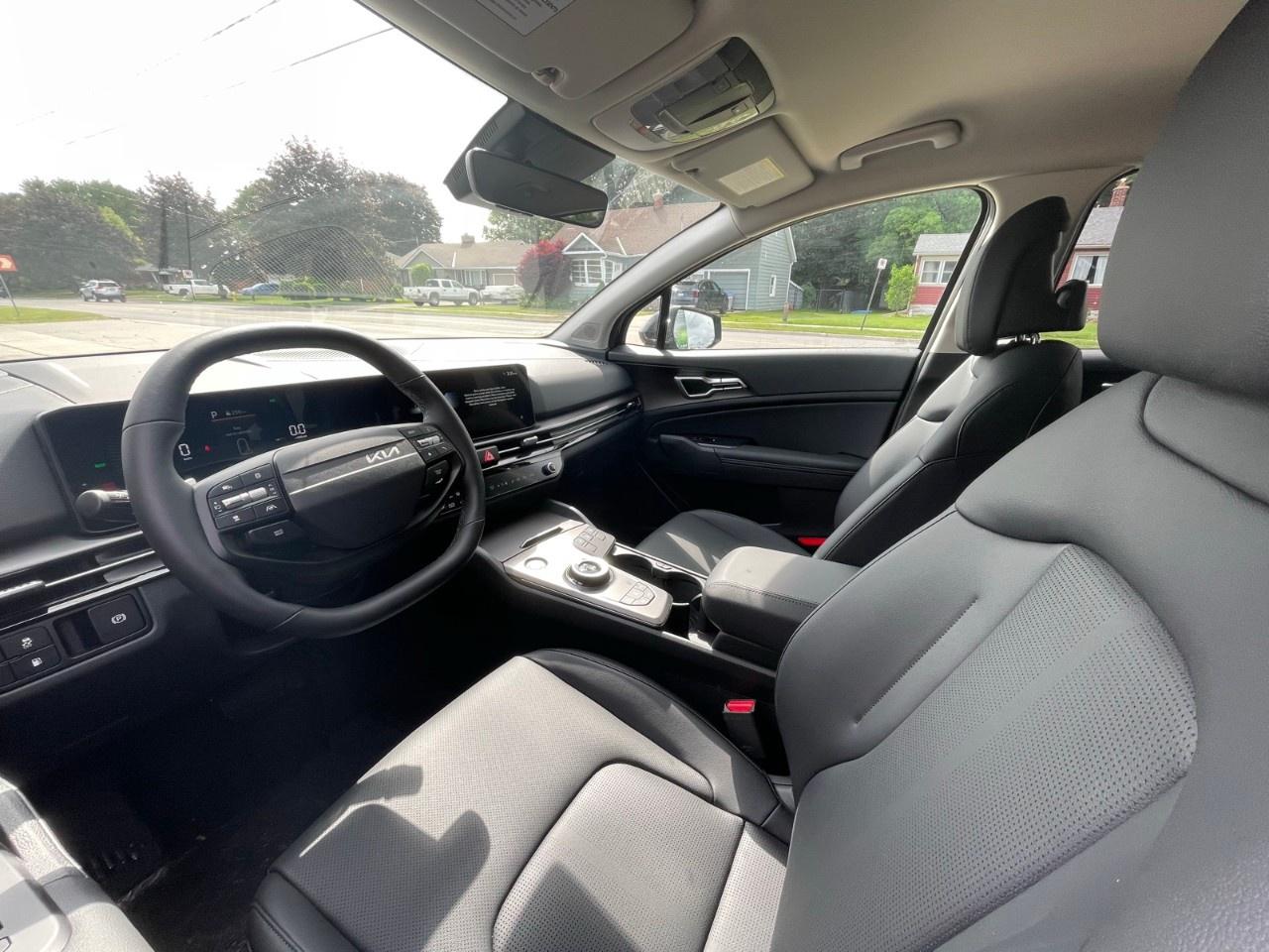2026 Kia Sportage Plug-In Hybrid EX AWD Photo