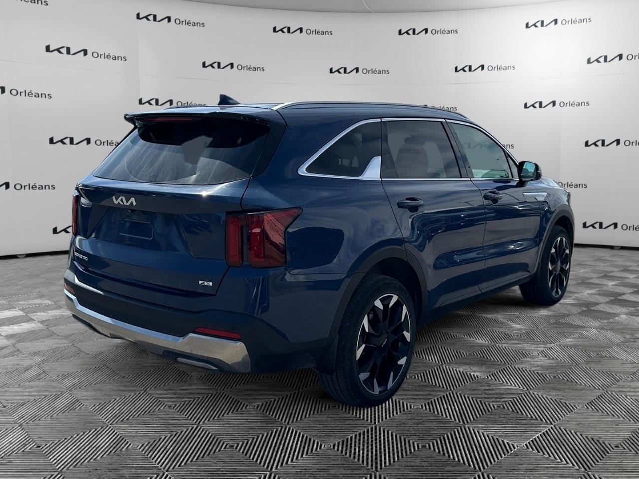 2024 Kia Sorento EX AWD Photo