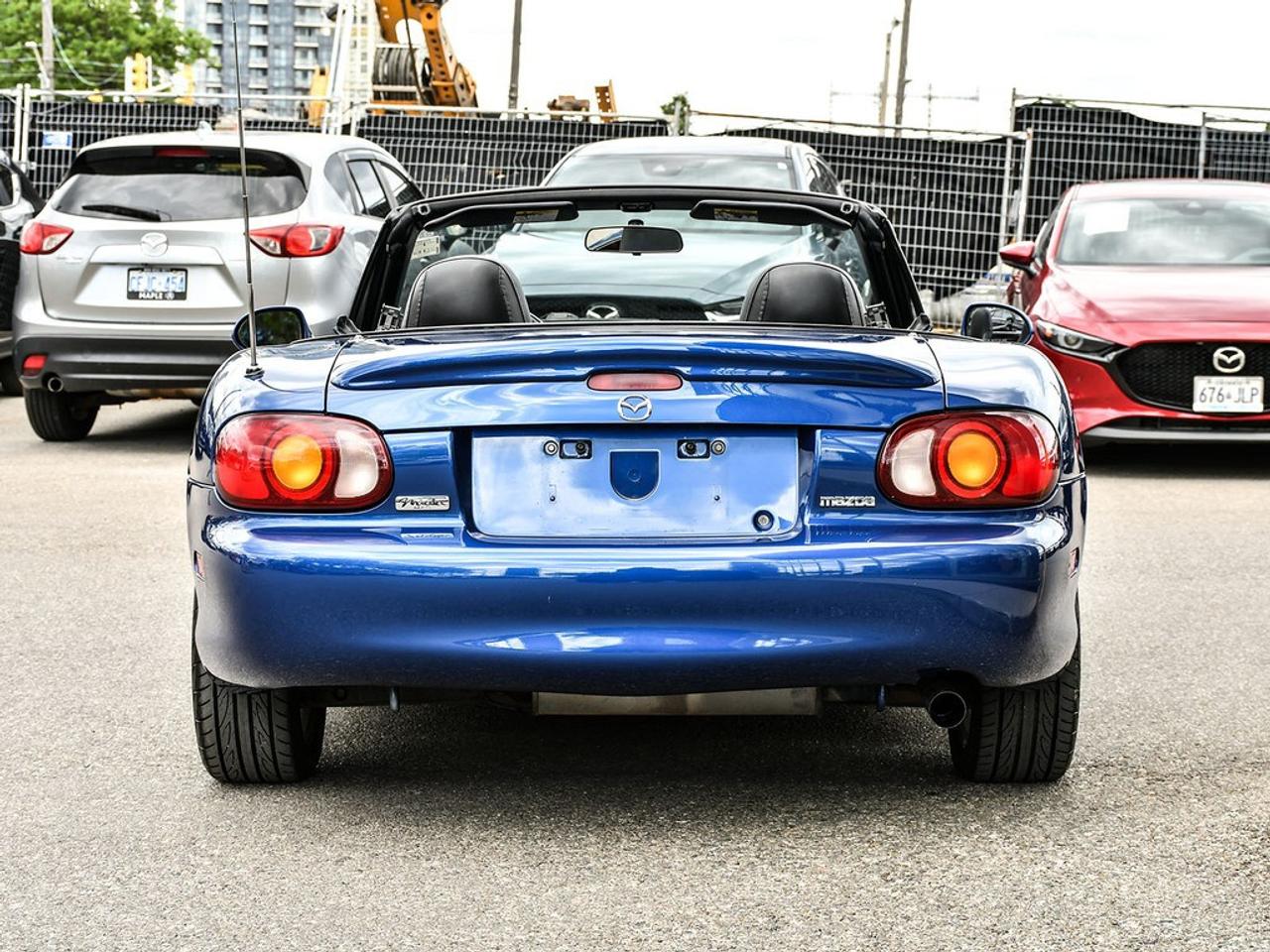 1999 Mazda Miata MX-5  Photo