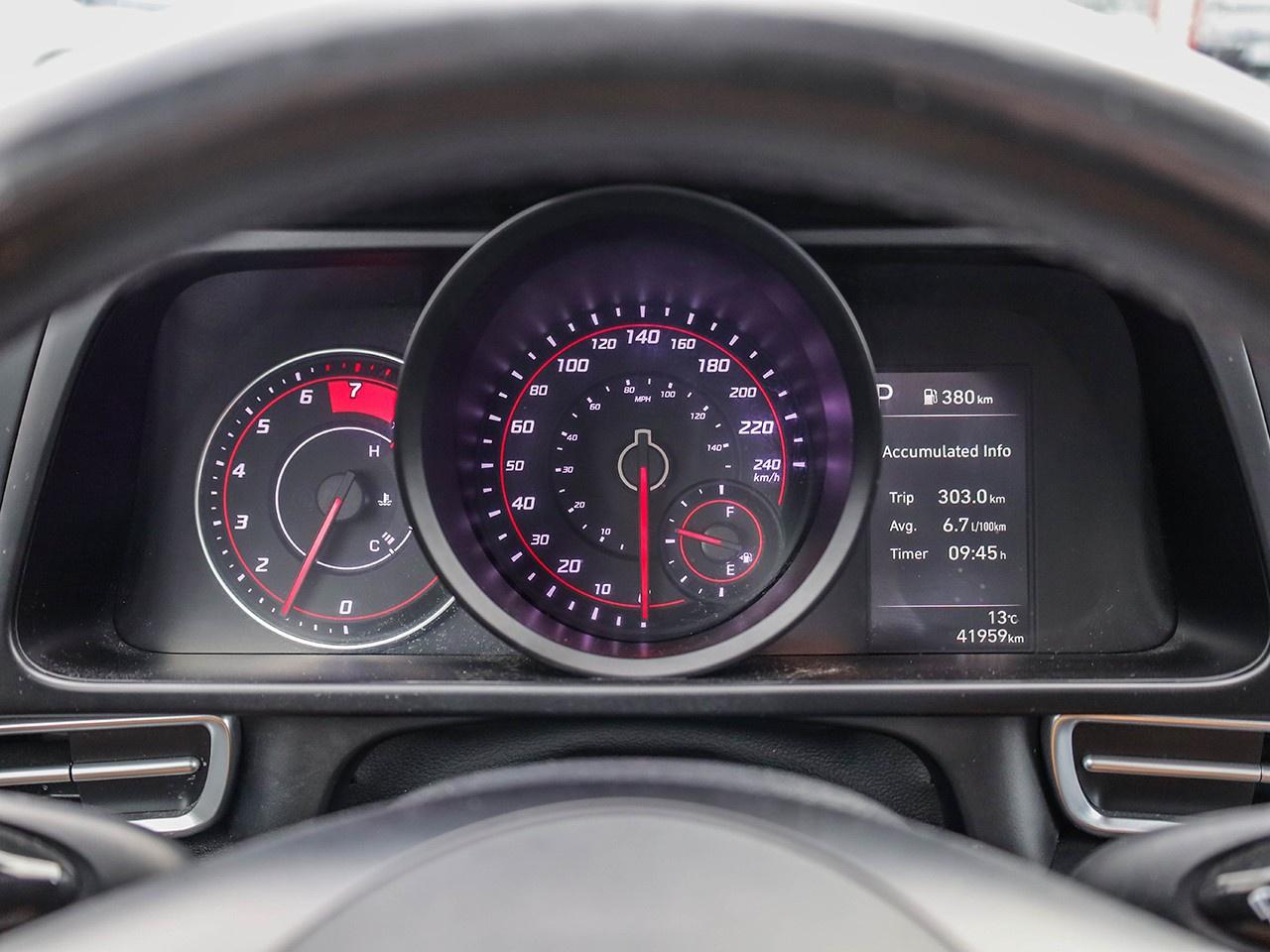 2022 Hyundai Elantra Ultimate Photo