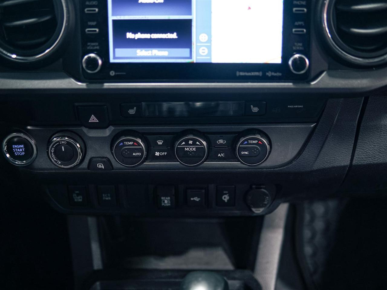 2021 Toyota Tacoma Double cab | 3.5L V6 LEATHER | SUNROOF | NAV | BLIND Photo