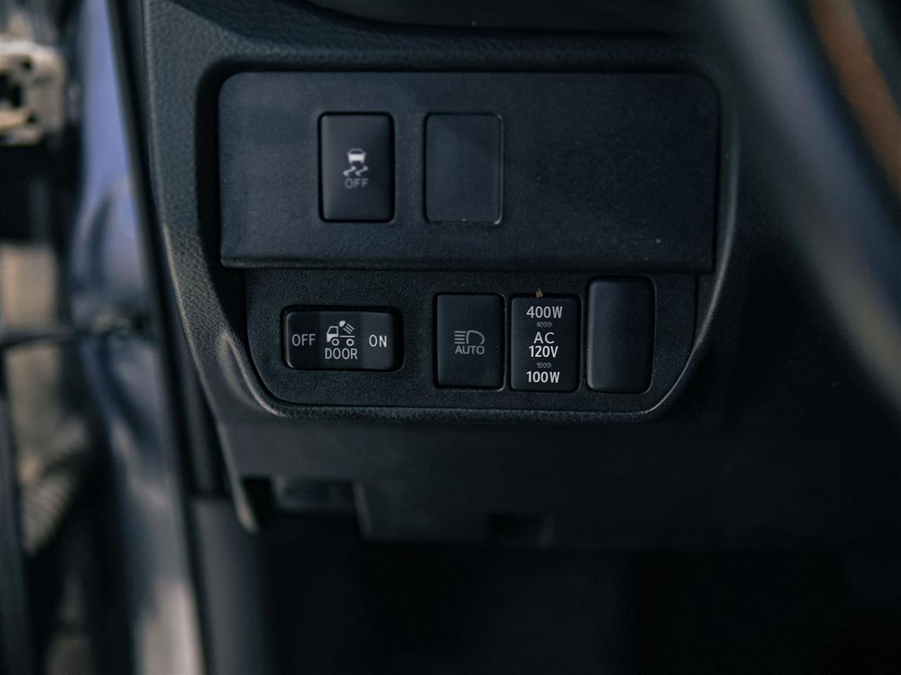 2021 Toyota Tacoma Double cab | 3.5L V6 LEATHER | SUNROOF | NAV | BLIND Photo