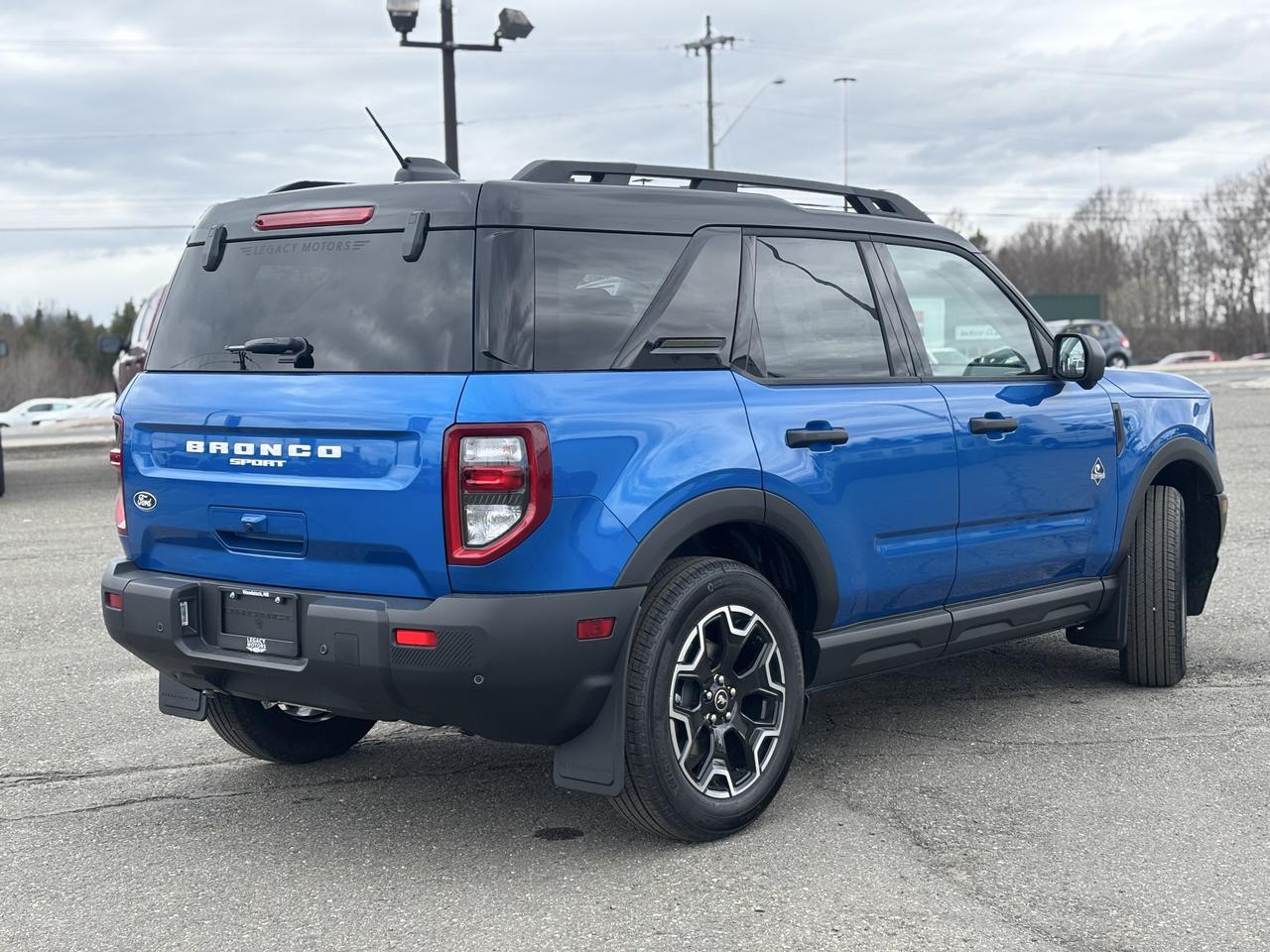 2026 Ford Bronco Sport Outer Banks® Photo3