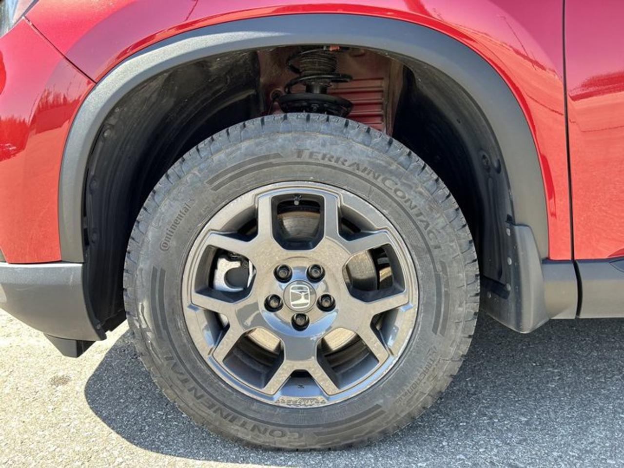 2025 Honda Pilot TrailSport AWD | One Owner | No Accidents | Leather Seats Photo