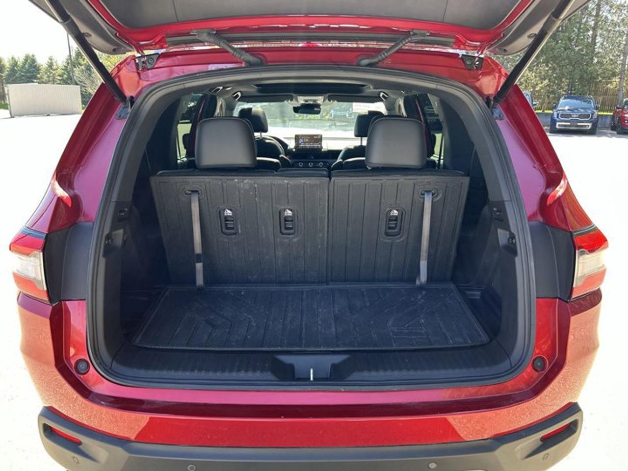 2025 Honda Pilot TrailSport AWD | One Owner | No Accidents | Leather Seats Photo