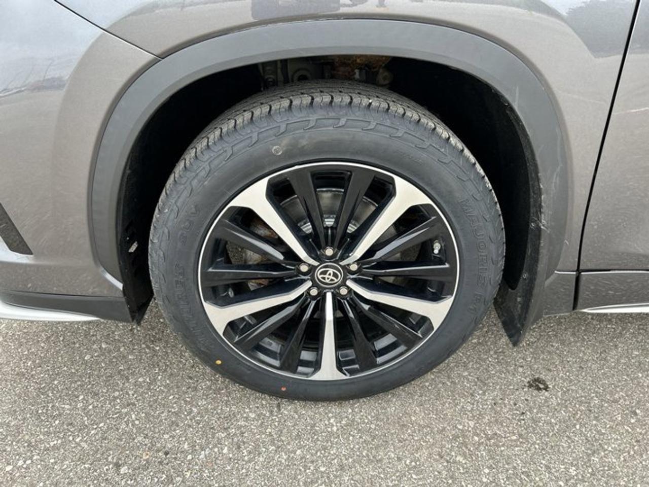 2021 Toyota Highlander XSE AWD | No Accidents | Leather Seats Photo