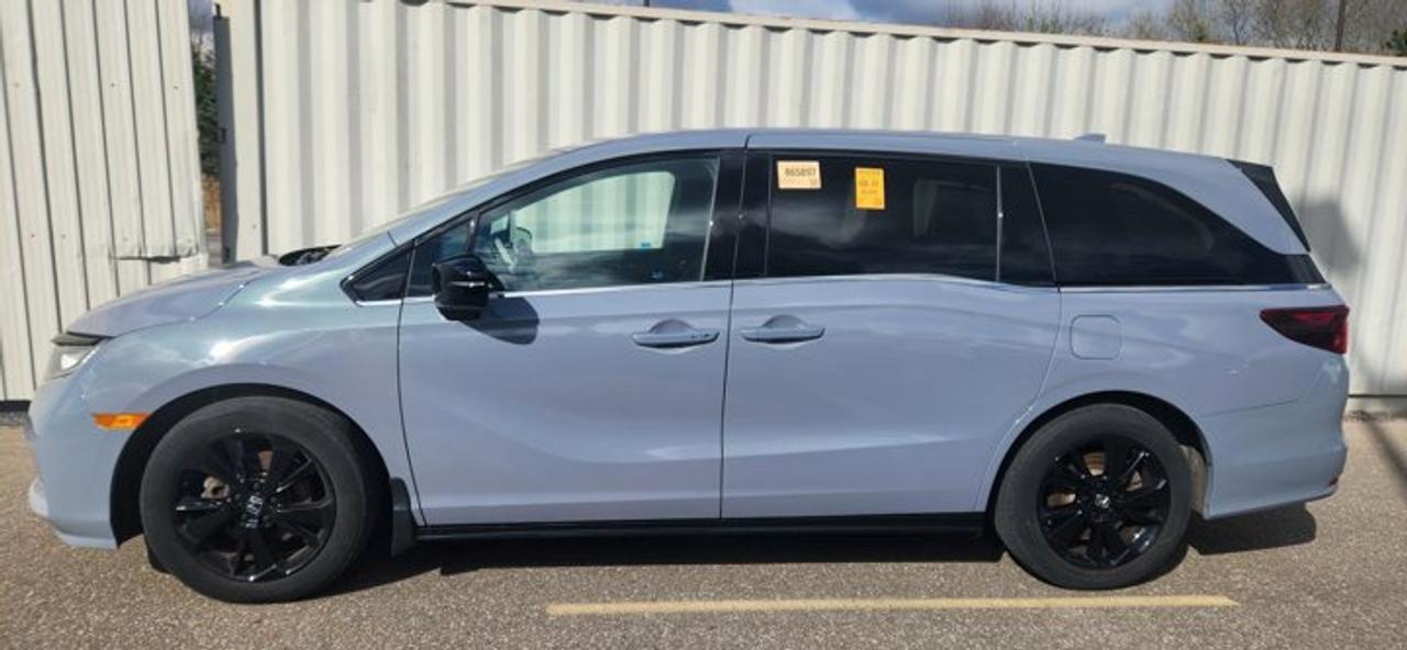 2024 Honda Odyssey Black Edition 2WD | One Owner | No Accidents Photo