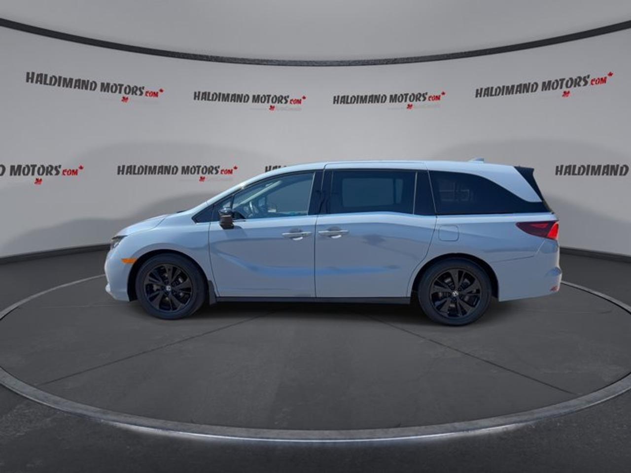 2024 Honda Odyssey Black Edition 2WD | One Owner | No Accidents Photo