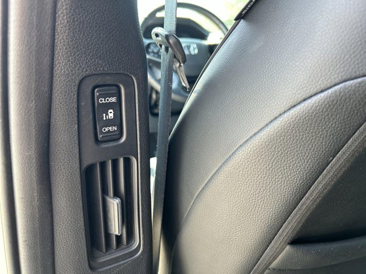 2024 Honda Odyssey Black Edition 2WD | One Owner | No Accidents Photo