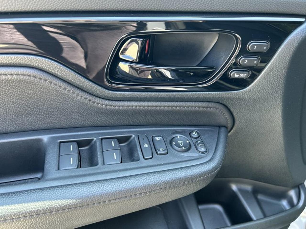 2024 Honda Odyssey Black Edition 2WD | One Owner | No Accidents Photo